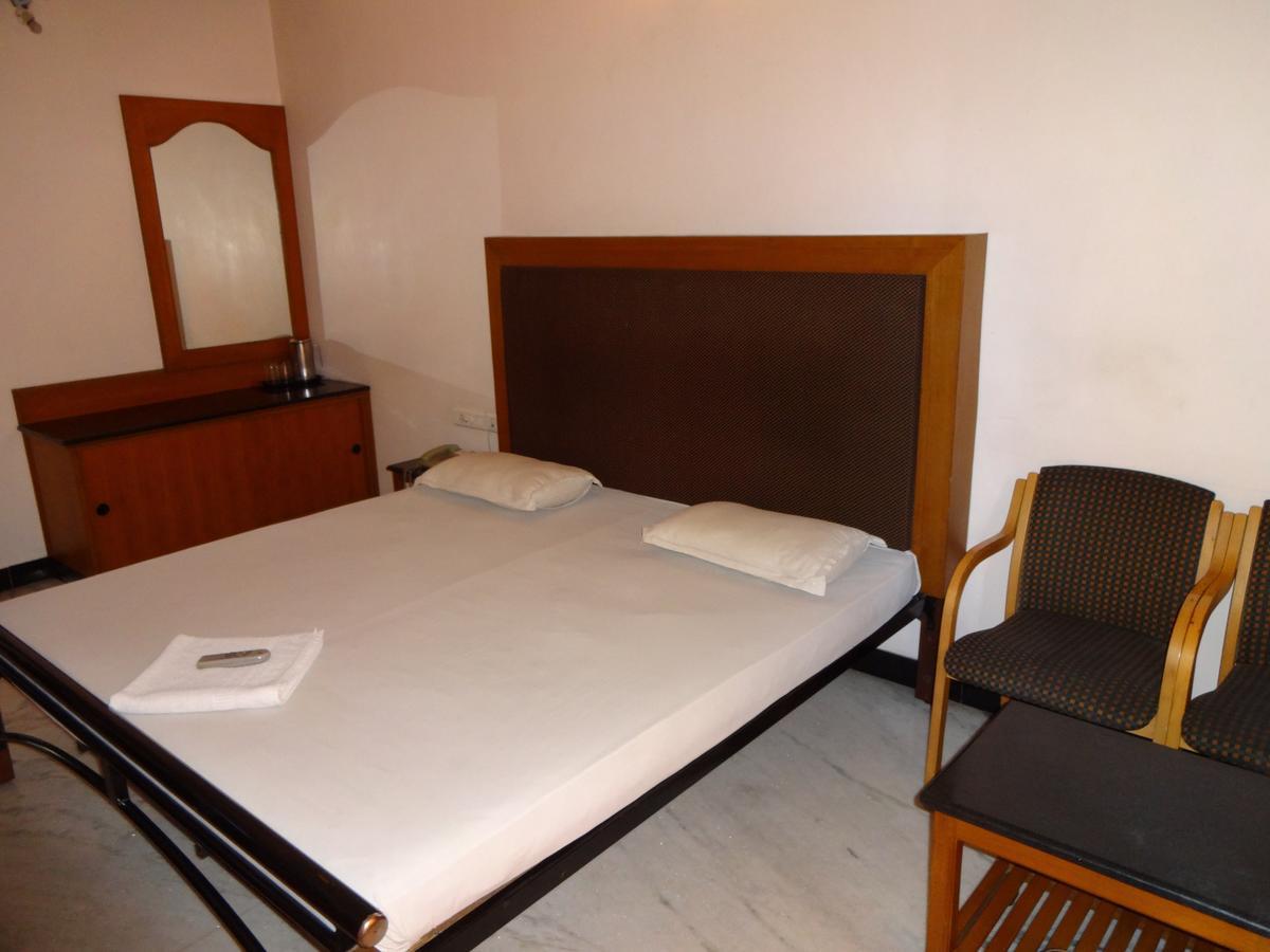 Hotel Grand Palace Coimbatore Dış mekan fotoğraf